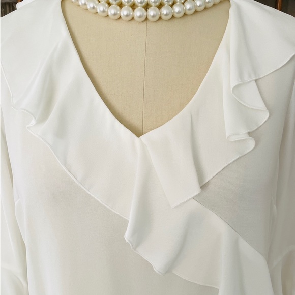 Off white ruffled shirt - Picture 2 of 4